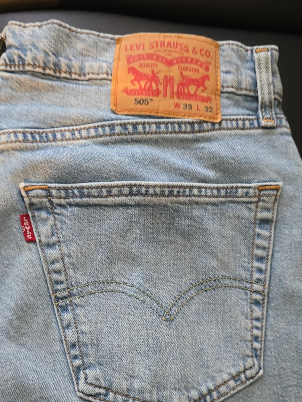 Levi's 505 Regular Fit Men's Jeans in Light Blue 33x32